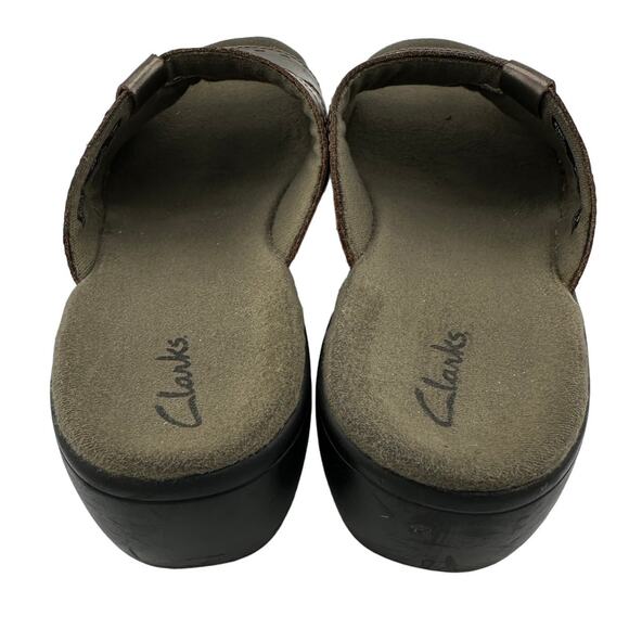 Clarks Slip On Mule Leather Pewter Sandal Heel Size 8M - Picture 4 of 5